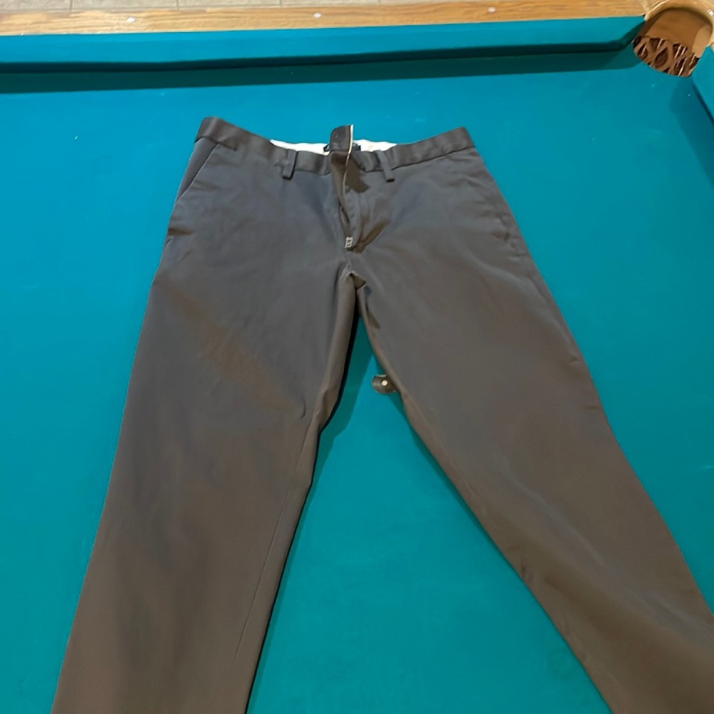 Banana Republic Athletic Taper 31x30